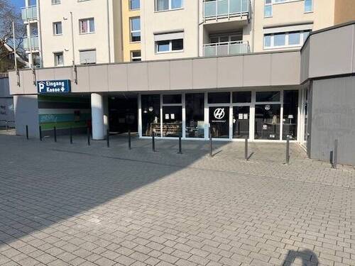 Bild1 - Große Fläche zum kleinen Preis - gute Nebenlage am Parkhaus