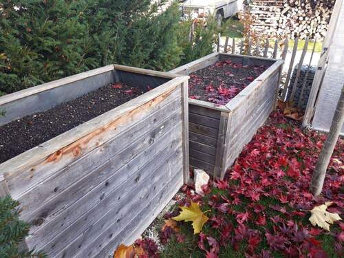 Hochbeete im Garten - 