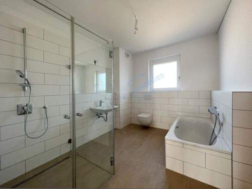 BADEZIMMER (BEISPIELBILD) - 2 Zimmer Etagenwohnung in Darmstadt