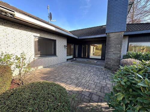 Terrasse m. Außenkamin - 