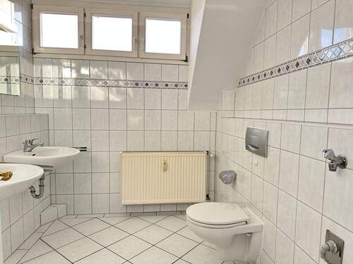 Badezimmer Ansicht 1 - 