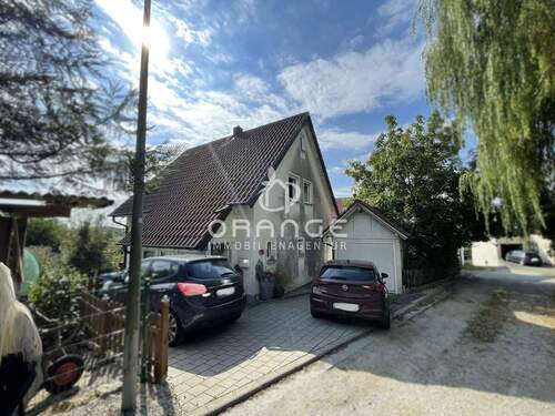 Bild 1 - ***Kleines, romantisches EFH in toller Lage***