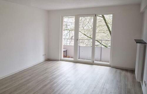 Wohnen/Zug. Balkon - 2 Zimmer Etagenwohnung zur Miete in Aachen