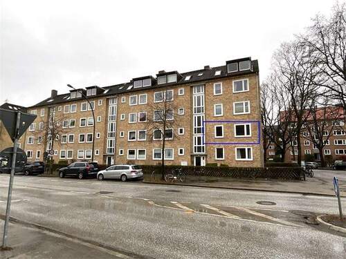 Ansicht Straße - 3 Zimmer Etagenwohnung zum Kaufen in Hamburg