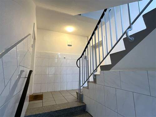 Hauseingang - 3 Zimmer Etagenwohnung in Hamburg