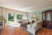 Wohnbereich mit Zugang zum Garten - 3 Zimmer Doppelhaushälfte in Seddiner See