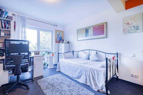 ... und das Gäste-/Kinderzimmer. - 