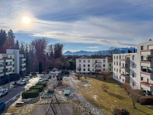 Ihr Ausblick! - 3-Zi-Wohnung mit traumhaftem Bergblick - sanierungsbedürftig, mit viel Potenzial!
