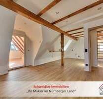 Erstbezug nach Sanierung! TOP 4-Zimmer-Dachgeschosswohnung auf zwei Ebenen mit Loggia in Lauf