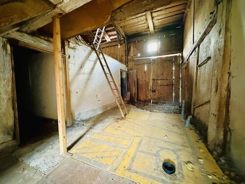 WIRTSCHAFTSTEIL I - 