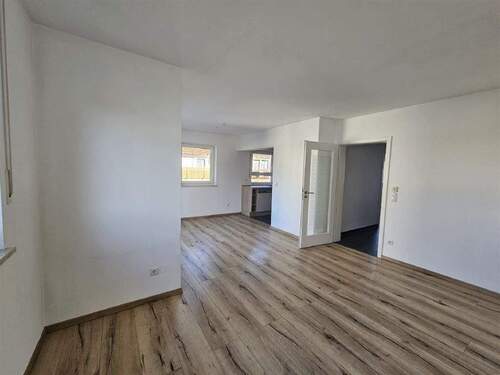 Wohnen/Essen - 3 Zimmer Etagenwohnung zum Kaufen in Vilsbiburg