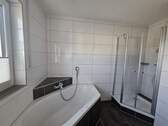 und Dusche - 