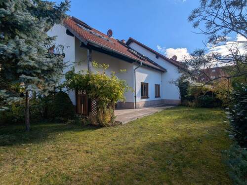 Grundstück und Terrasse - 3 Zimmer Etagenwohnung in Jena