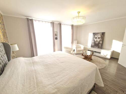 Elegantes Schlafzimmer - 