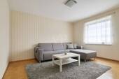 Wohnzimmer mögliche Möblieurng - 6 Zimmer Einfamilienhaus zum Kaufen in Heilbronn / Neckargartach