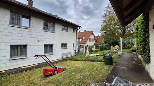Geräumige Doppelhaushälfte - Gepflegte Zweifamilien-Doppelhaushälfte in Aalen-Unterkochen