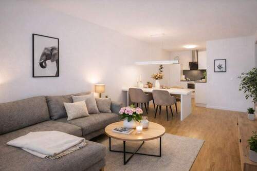 Offener Wohn-Ess- und Küchenbereich - Etagenwohnung mit 201,00 m&sup2; in Isernhagen / Altwarmbüchen zum Kaufen