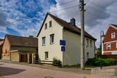 Hausansicht - 4 Zimmer Einfamilienhaus zum Kaufen in Lützen / Michlitz