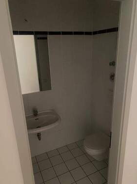 separates WC - 