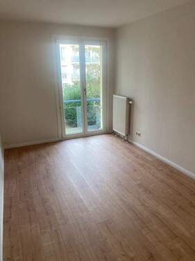 Zimmer 3 - 