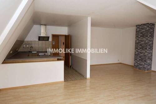 Küche und Wohnzimmer - 2 Zimmer Etagenwohnung in Bad Soden-Salmünster