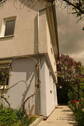 Zugang zum Wohnhaus - Kleines Wohnhaus mit Garten - 1.050,00 EUR Kaltmiete, ca.  92,00 m² Wohnfläche