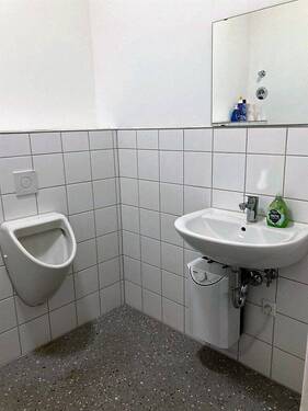 WC - 