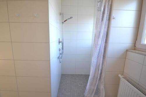 Dusche EG - 