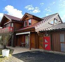 Exklusives Blockhaus mit Charakter und zusätzlicher ELW in Wildeck Obersuhl ! - Wildeck / Obersuhl