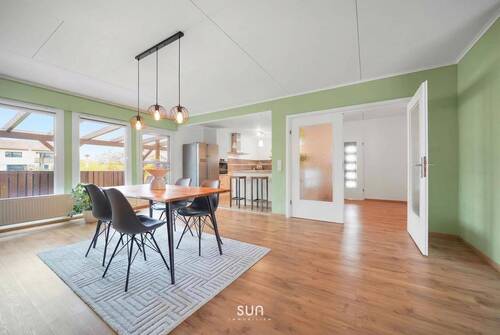 Esszimmer - 6 Zimmer Bungalow zum Kaufen in Friedberg (Hessen)