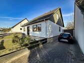 Außenansicht mit Garage - 6 Zimmer Einfamilienhaus in Wolfenbüttel