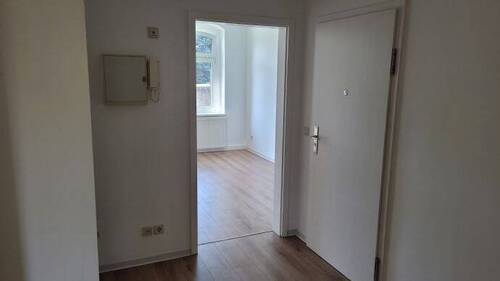 Im Flur zum Wohnzimmer - 