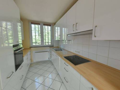 Küche im Kaufpreis enthalten - Reihenendhaus mit 147,60 m&sup2; in Erkrath zum Kaufen