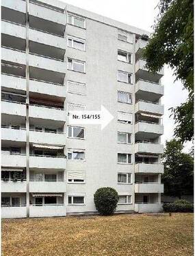 Ansicht von Süden - 3 Zimmer Etagenwohnung in Nürnberg
