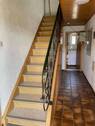 Flur / Treppe ins OG - 