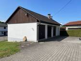 Garagen - 7 Zimmer Mehrfamilienhaus, Wohnhaus in Bockhorn
