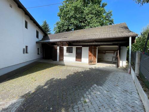 Nebengebäude/Schuppen - Mehrfamilienhaus, Wohnhaus mit 192,00 m² in Bockhorn zum Kaufen