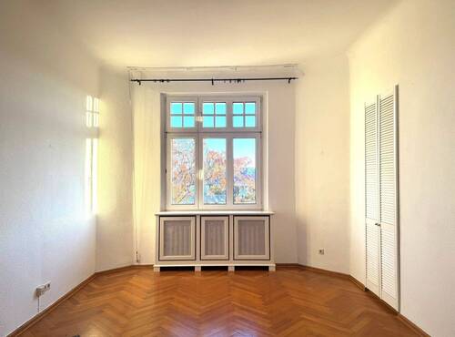 Erkerzimmer - 5 Zimmer Etagenwohnung in Berlin