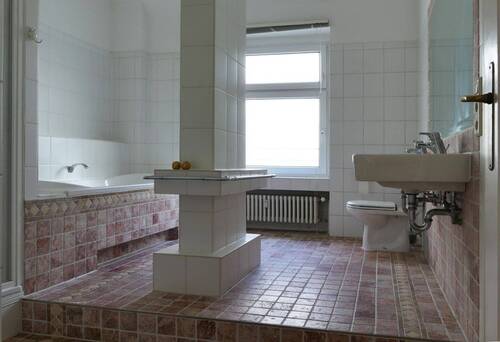 Dusch- u. Wannenbad - 