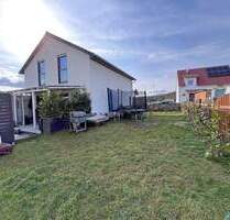 Neuwertiges Familienhaus von 2021 – sofort einziehen, nichts nachrüsten - Wachenroth