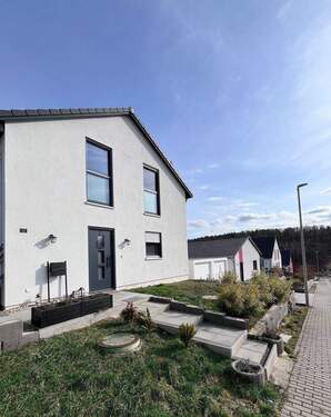 Ihr neues Zuhause - 4 Zimmer Einfamilienhaus zum Kaufen in Wachenroth