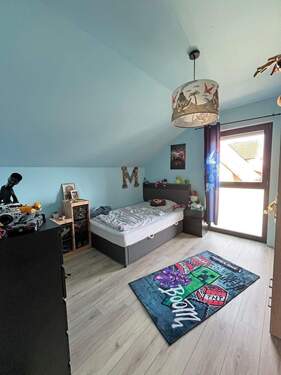 Kinder-/Arbeitszimmer (OG) - 