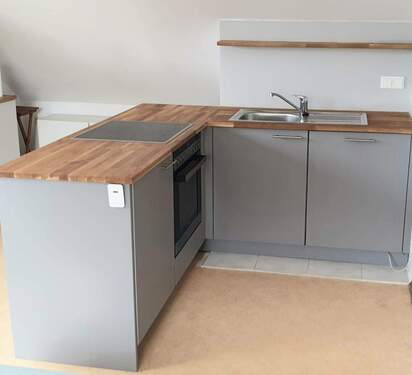 Neuwertige Einbauküche - 