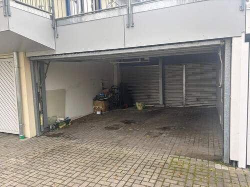 Doppelcarport / Garage - 3 Zimmer Reihenmittelhaus in Ingolstadt