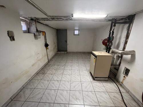 Teilkeller mit Heizung - 