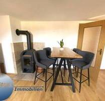 Stark! Tolle 3 Raum DG-Wohnung teilweise möbliert und Kamin - Auerbach