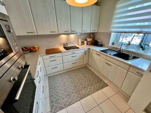 Einbauküche - Mehrfamilienhaus, Wohnhaus mit 157,00 m² in Lübeck zum Kaufen