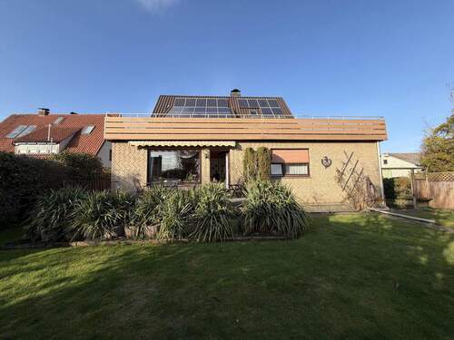 Rückansicht - 7 Zimmer Mehrfamilienhaus, Wohnhaus zum Kaufen in Spenge