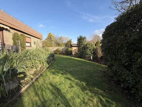 Garten - 7 Zimmer Mehrfamilienhaus, Wohnhaus in Spenge