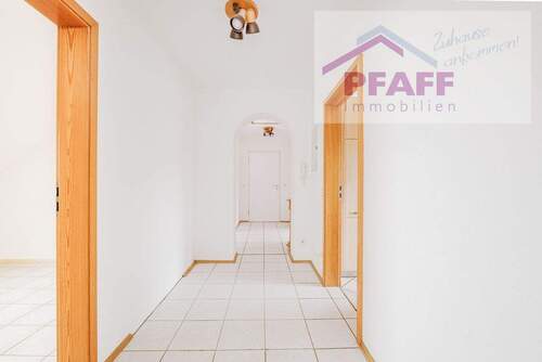 3 - Etagenwohnung mit 123,00 m&sup2; in Allensbach zum Kaufen